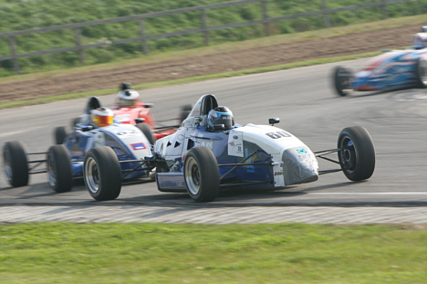 De seneste løb har været en prøvelse for Dennis og Fluid Motorsport, men nu er både bil og kører i absolut topform.